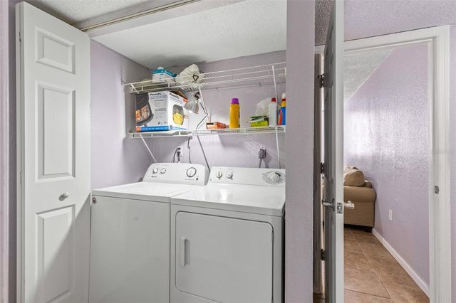 1810 NW 23RD BOULEVARD 202, Gainesville, FL 32605
