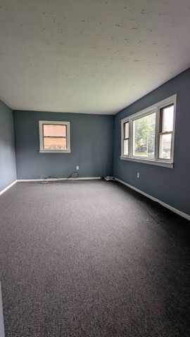 14136 S Hoxie Avenue, Burnham, IL 60633