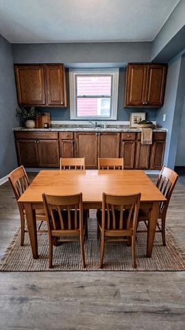 14136 S Hoxie Avenue, Burnham, IL 60633
