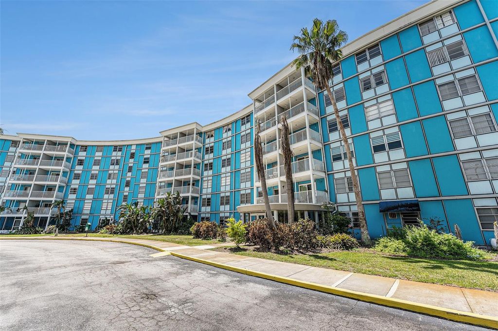 3315 58TH AVENUE S 605, St Petersburg, FL 33712