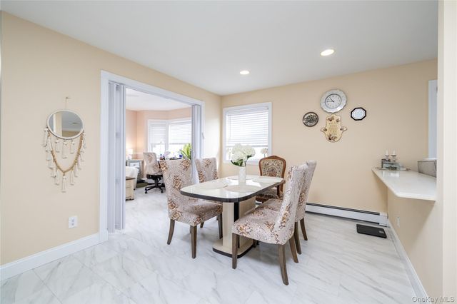 458 E Pine Street, Long Beach, NY 11561