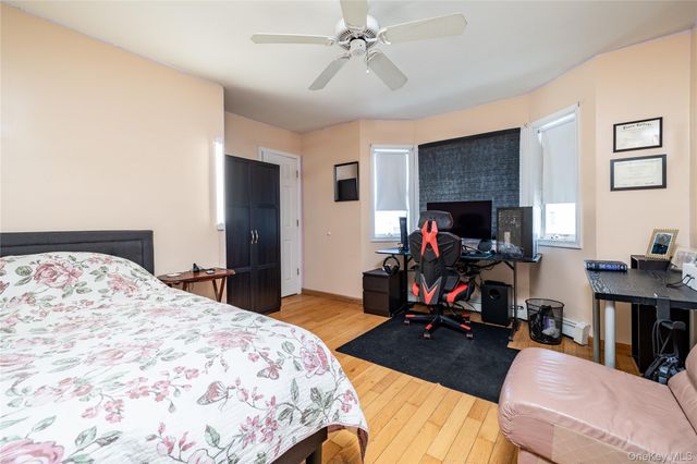 458 E Pine Street, Long Beach, NY 11561