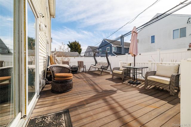 458 E Pine Street, Long Beach, NY 11561