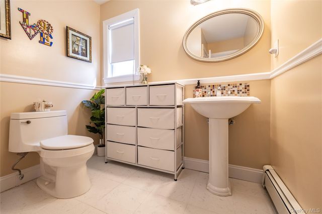 458 E Pine Street, Long Beach, NY 11561