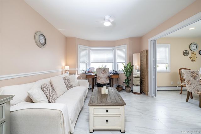 458 E Pine Street, Long Beach, NY 11561