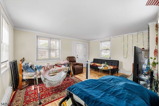 133 S 20Th Ave, Manville Boro, NJ 08835