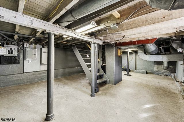 133 S 20Th Ave, Manville Boro, NJ 08835