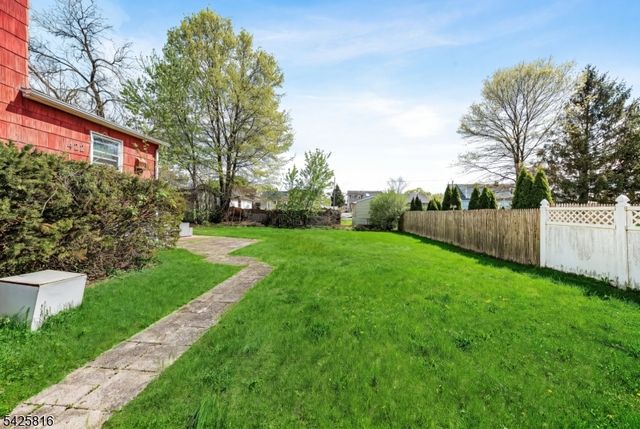 133 S 20Th Ave, Manville Boro, NJ 08835