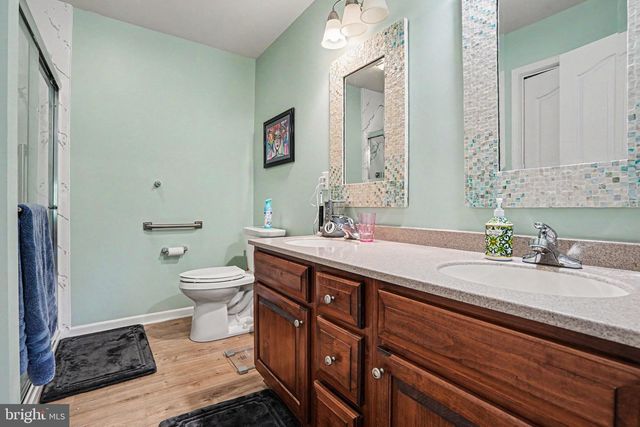 2648 AMANDA DR, Harrisburg, PA 17112