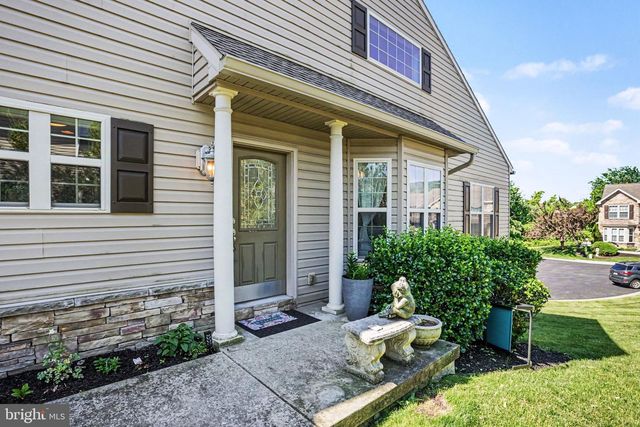 2648 AMANDA DR, Harrisburg, PA 17112