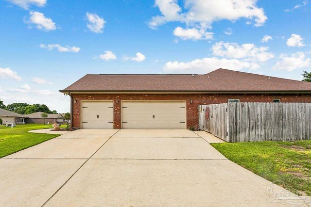 5534 Bellview Ct, Milton, FL 32583