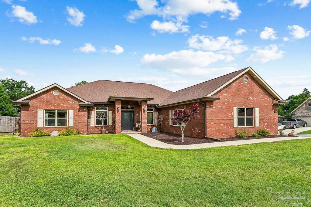5534 Bellview Ct, Milton, FL 32583