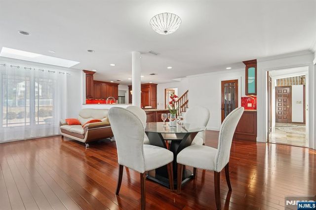 91 Chestnut Ridge Road, Saddle River, NJ 07458