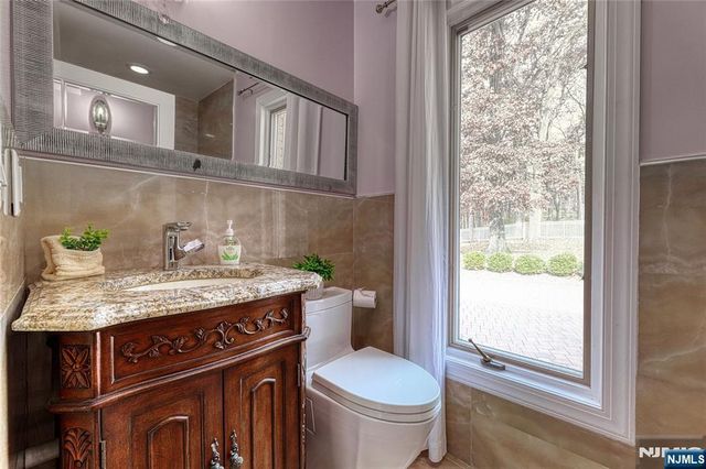 91 Chestnut Ridge Road, Saddle River, NJ 07458