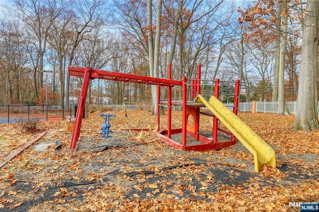 91 Chestnut Ridge Road, Saddle River, NJ 07458