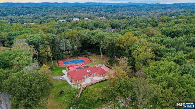 91 Chestnut Ridge Road, Saddle River, NJ 07458