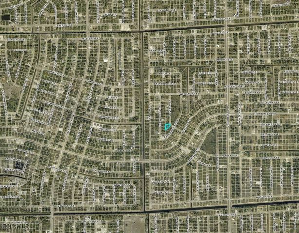 566 Silver AVE S, Lehigh Acres, FL 33974