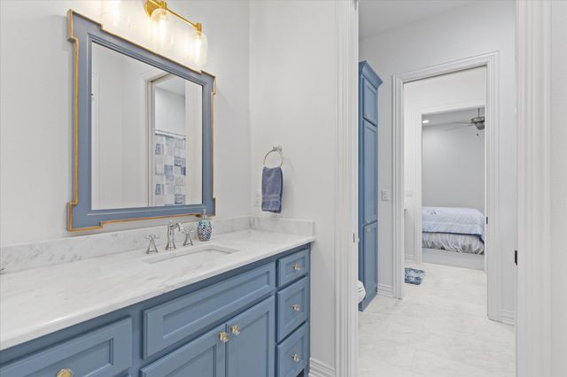 211 Ella Kate Dr., Longview, TX 75605