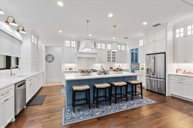 211 Ella Kate Dr., Longview, TX 75605