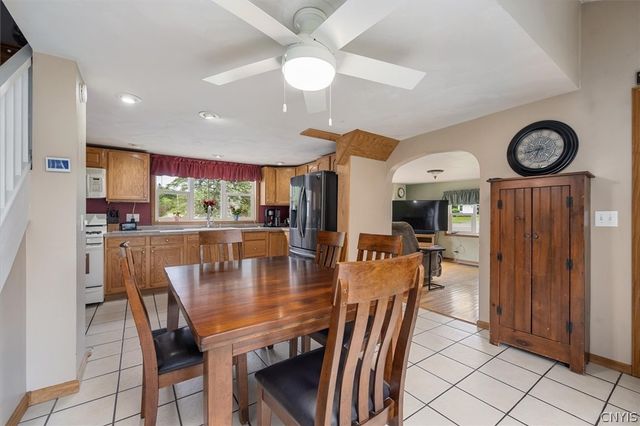 123 Seneca Avenue, Vernon, NY 13421