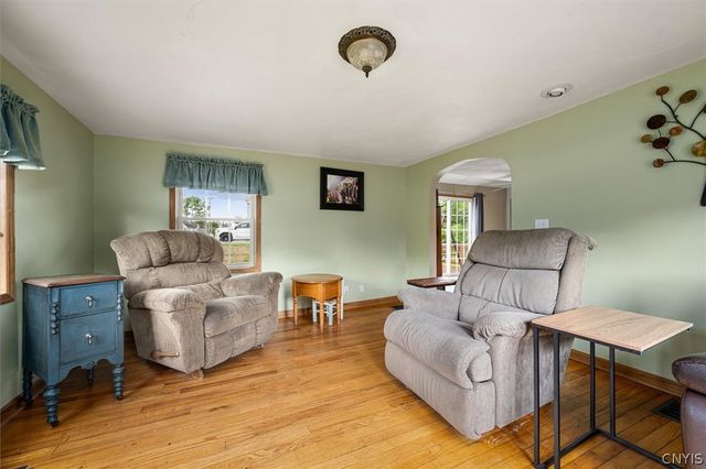 123 Seneca Avenue, Vernon, NY 13421