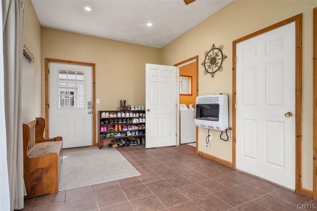 123 Seneca Avenue, Vernon, NY 13421