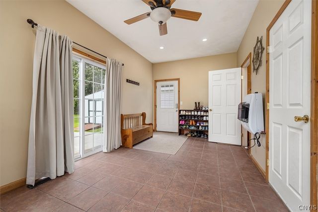 123 Seneca Avenue, Vernon, NY 13421