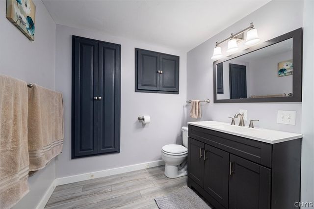 123 Seneca Avenue, Vernon, NY 13421