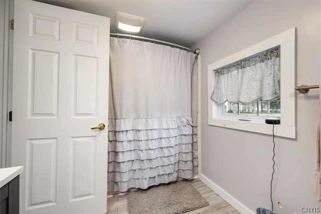 123 Seneca Avenue, Vernon, NY 13421