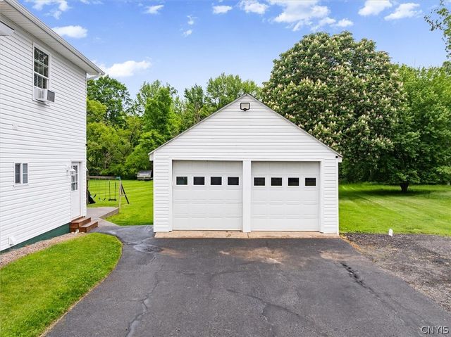123 Seneca Avenue, Vernon, NY 13421