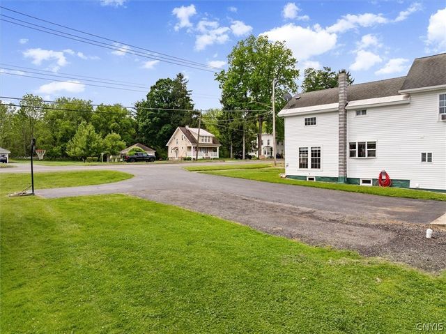 123 Seneca Avenue, Vernon, NY 13421