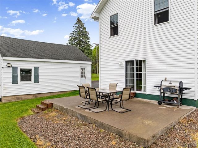 123 Seneca Avenue, Vernon, NY 13421