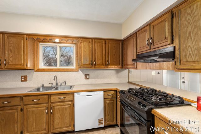 240 Yeomans Street, Ionia, MI 48846