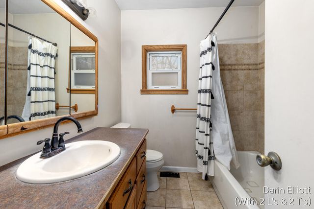 240 Yeomans Street, Ionia, MI 48846