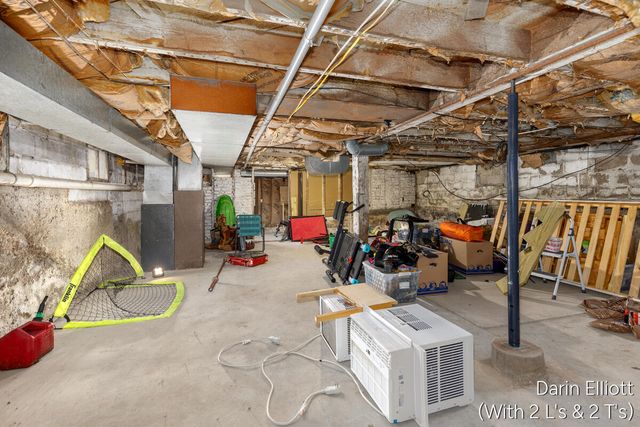 240 Yeomans Street, Ionia, MI 48846