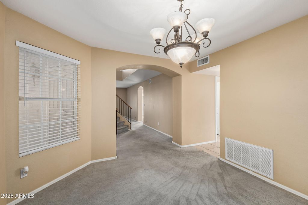 Image 16 of property listing at 5711 W COCHISE Drive, Glendale, AZ 85302