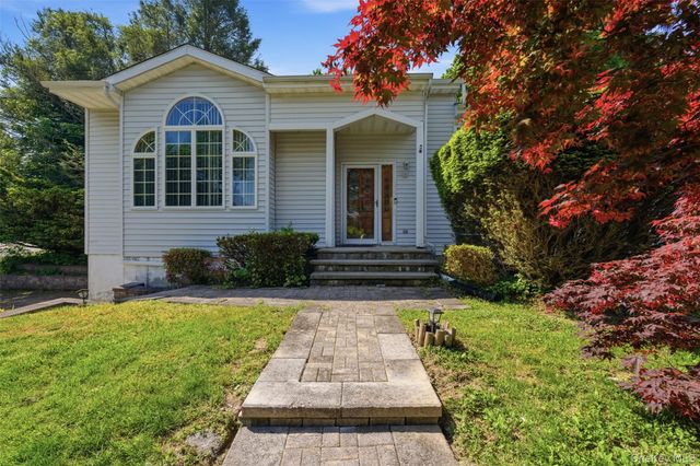 1 Fairview Court, Carmel, NY 10512