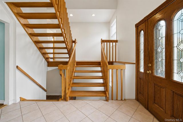 1 Fairview Court, Carmel, NY 10512