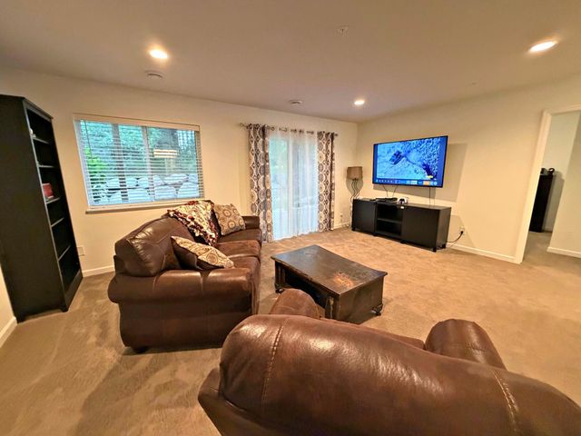 13349 Bronze Parkway, Rosemount, MN 55068