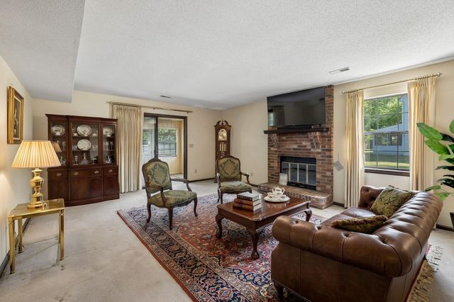 6466 Brookmead Circle, Hixson, TN 37343