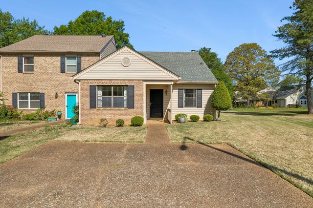6466 Brookmead Circle, Hixson, TN 37343