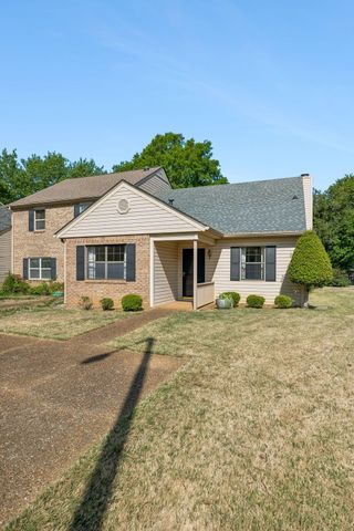 6466 Brookmead Circle, Hixson, TN 37343