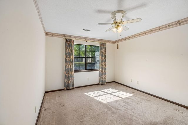 6466 Brookmead Circle, Hixson, TN 37343