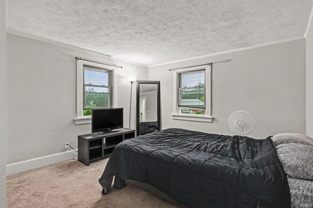 1620 Portage Avenue, South Bend, IN 46616