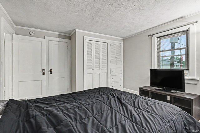 1620 Portage Avenue, South Bend, IN 46616