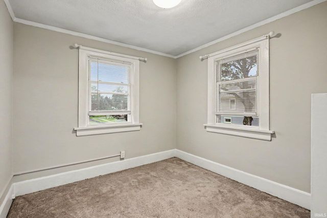1620 Portage Avenue, South Bend, IN 46616