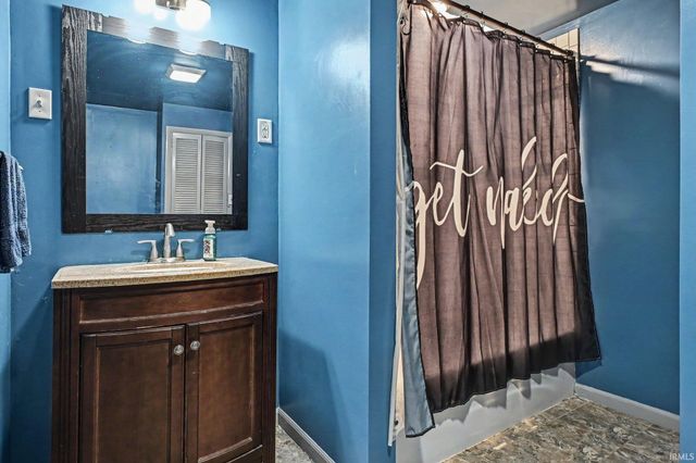 1620 Portage Avenue, South Bend, IN 46616
