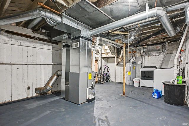 1620 Portage Avenue, South Bend, IN 46616
