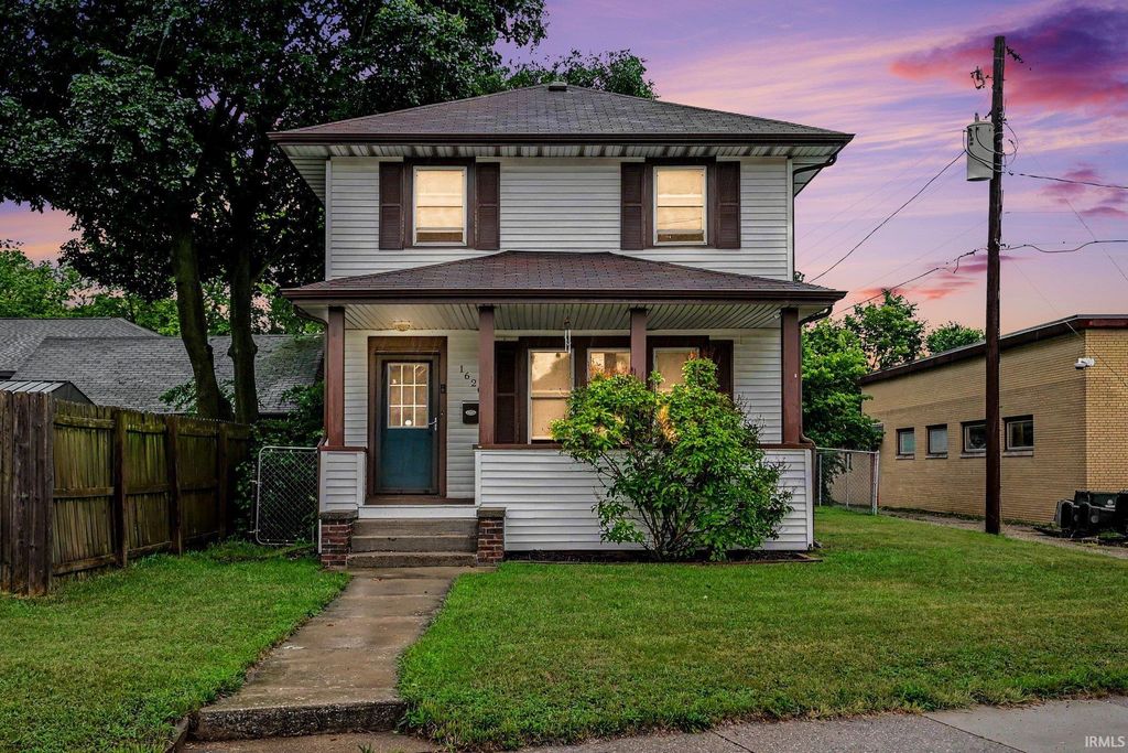1620 Portage Avenue, South Bend, IN 46616