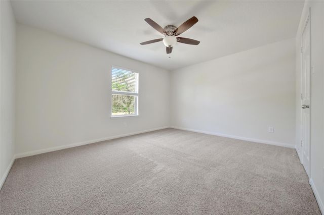 305 Crooked Pine Court, Conroe, TX 77304